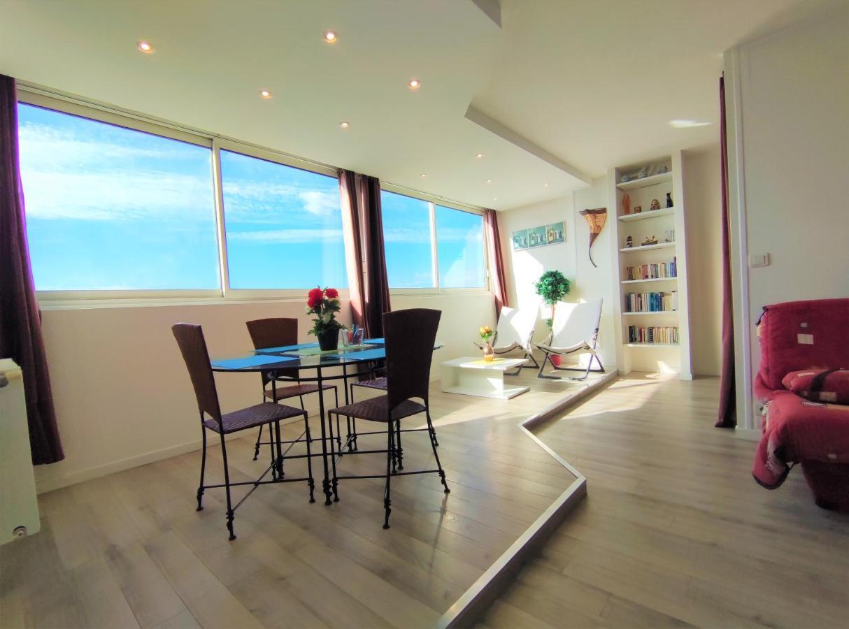 5 appartements indépendants situés à mi-chemin entre le Vieux Port et le Pont de l île de Ré La Rochelle  Exterior foto